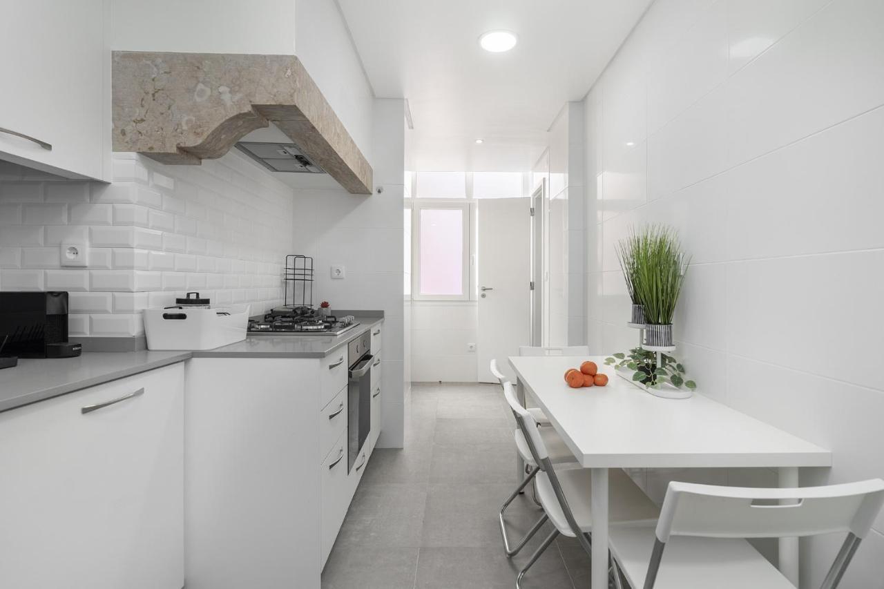 Whome Hideaway Family Apartment #2 リスボン エクステリア 写真
